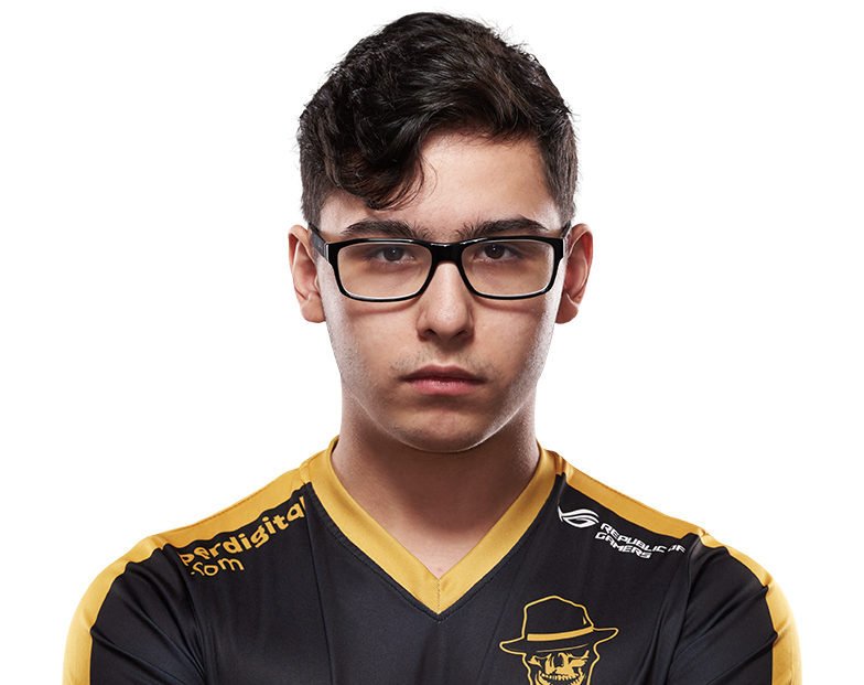 Sergen 'Broken Blade' Çelik